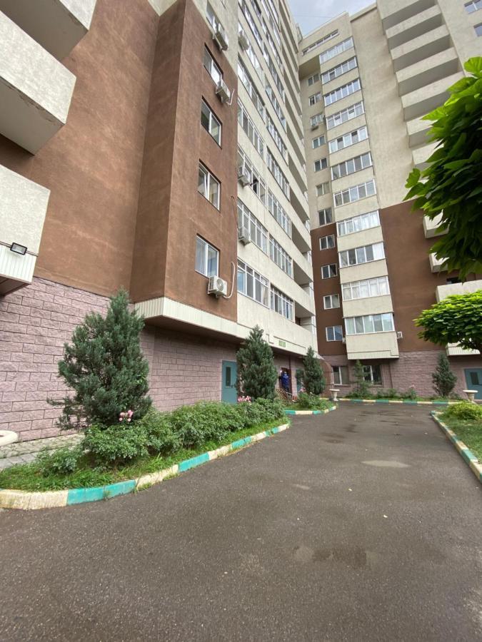 Apartament Жк Весна Ałma Ata Zewnętrze zdjęcie